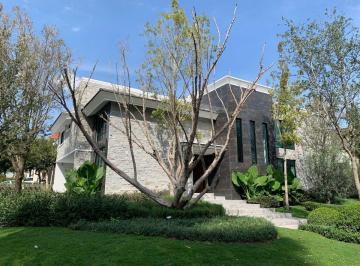 Casa en condominio de 4 habitaciones, Zapopan · Casa en Venta en Puerta de Hierro