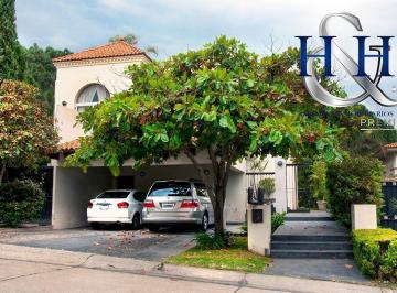 Casa en condominio de 3 habitaciones, Zapopan · Casa en Puerta de Hierro en Venta