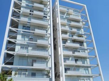 Departamento · 217m² · 2 Recámaras · 2 Estacionamientos · Departamento en Torre Cigales La Reserva Real