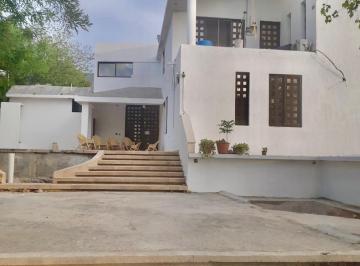 Quinta de 10 habitaciones, Saltillo · Issa Vende Hermosa Quinta Ubicada en Lomas de Lourdes, Al Sur de Saltillo, Coah.