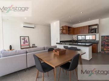 Casa en condominio · 148m² · 2 Recámaras · 2 Estacionamientos · Townhouse en Venta de 2 Recámaras y Alberca en Privada con Amenidades en Cholul
