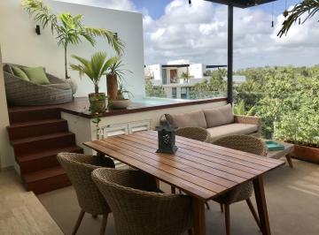Departamento · 152m² · 2 Recámaras · 1 Estacionamiento · Hermoso Penthouse de Dos Pisos con Amenidades Tipo Resort