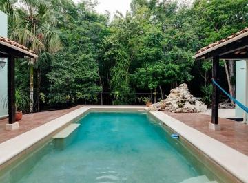 Casa · 302m² · 5 Recámaras · Casa de Los Sueños
