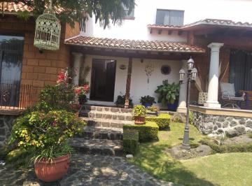 Casa · 499m² · 4 Recámaras · 8 Estacionamientos · Ahuatepec
