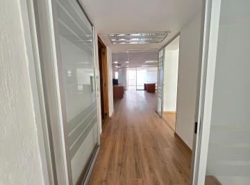 Oficina de 3 habitaciones, Guadalajara · Oficina en Renta en Providencia, a Dos Cuadras de Midtown