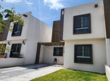 Casa de 2 habitaciones, Saltillo · Casa en Renta Amueblada Al Oriente de Saltillo