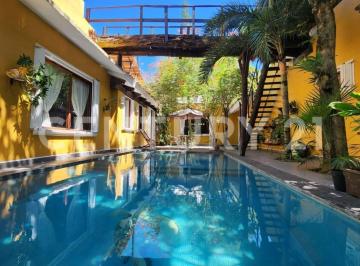 Casa · 941m² · 5 Recámaras · 2 Estacionamientos · Casa en Venta en Caleta Yalku Tulum