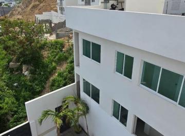 Departamento · 102m² · 3 Recámaras · Se Vende Departamento por Sams Farallon, en Acapulco, con Alberca