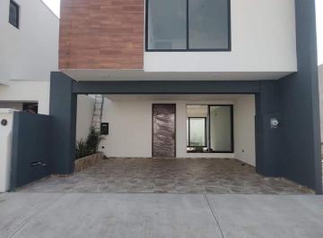 Casa · 238m² · 3 Recámaras · 2 Estacionamientos · Casa Nueva en Venta Fraccionamiento Real Campestre
