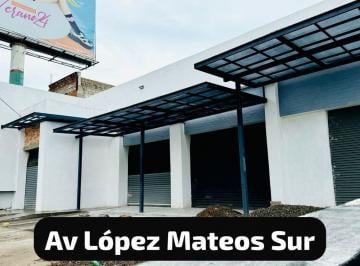 Local comercial · 80m² · 2 Estacionamientos · Local en Renta en Av López Mateos Sur, en San Agustín