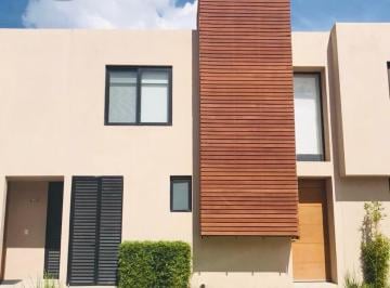 Casa en condominio · 119m² · 2 Recámaras · 2 Estacionamientos · PH - Residencial El Refugio