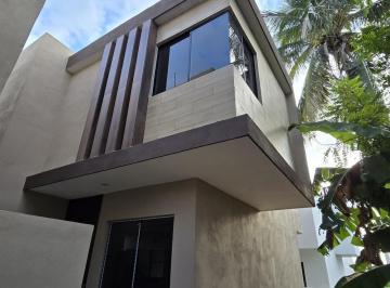 Casa · 82m² · 2 Recámaras · 2 Estacionamientos · Casa en Fraccionamiento Jardines de Champayan