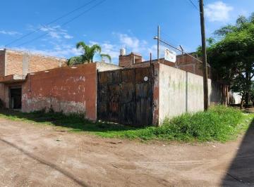 Casa de 3 habitaciones, El Salto · Casa en Esquina Ubicada en El Quince