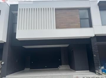Casa · 265m² · 3 Recámaras · 2 Estacionamientos · Casa en Venta en Brisas del Vergel