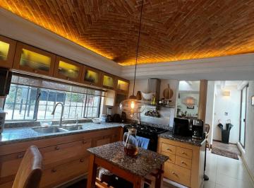 Casa de 3 habitaciones, Corregidora · Venta de Casa Estilo Mediterráneo Español en Tejeda, Querétaro