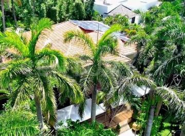 Casa · 490m² · 6 Recámaras · Casa en Venta, Playa Paraíso, Playa del Carmen