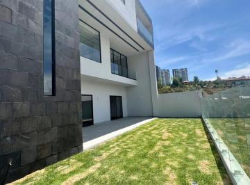 Casa de 4 habitaciones, Huixquilucan · Casa Espectacular con Jardín en Privada en Bosque Real