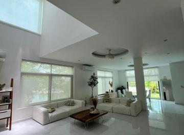 Casa de 5 habitaciones, Benito Juárez · Residencia en Renta Cancun Isla Dorada Zona Hotelera