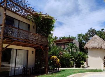 Casa · 452m² · 4 Recámaras · 6 Estacionamientos · Villa en Venta! Chemuyil, Tulum, Quintana Roo.