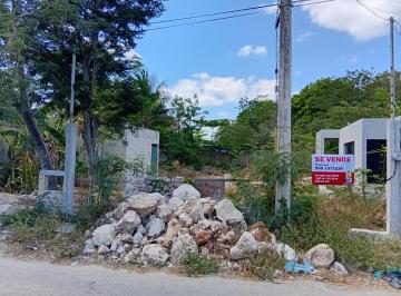 Terreno / Lote Venta 226m²  · Terreno con Servicios 226 m² Leona Vicario, Kanasín, Yucatán.