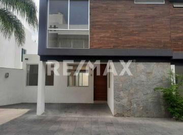 Casa en condominio · 154m² · 3 Recámaras · 3 Estacionamientos · Casa en Venta Dentro de Coto Magma, Colli Urbano - (4)