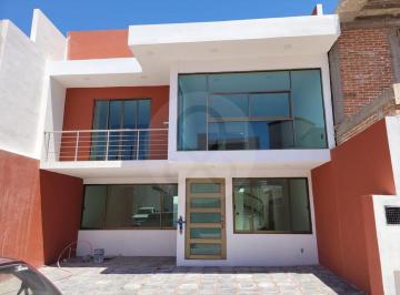 1.jpeg · Casa en Venta en Fraccionamiento Arboledas de San Javier