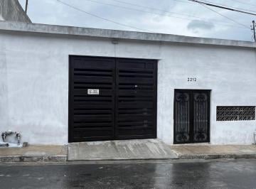 Fachada · ¡Oportunidad Única! Casa en Venta