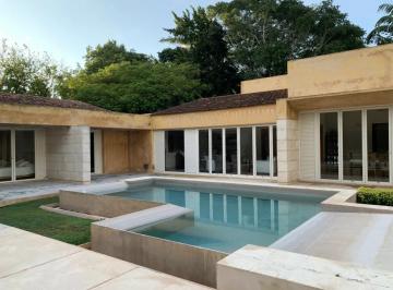 Casa de 4 habitaciones, Mérida · Casa en Venta Mérida, de un Nivel en La Exhacienda Sodzyl
