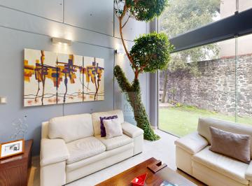 Casa en condominio de 4 habitaciones, Tlalpan · Casa Moderna Venta con Jardín Plano y Sala a Doble Altura en Jardines del Ajusco