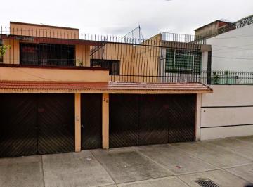 Casa de 4 habitaciones, Venustiano Carranza · Casa de Remate Bancario Muy Cerca de Metro Moctezuma ¡Gran Oportunidad!