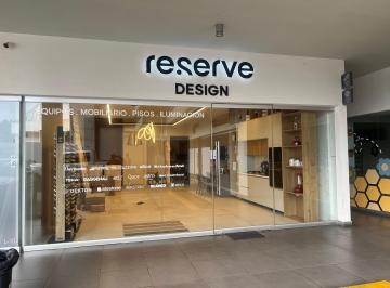 Local comercial 90m² Renta Vallarta Universidad · Naciones Unidas Plaza Ubika