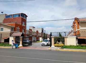 Casa · 61m² · 2 Recámaras · 1 Estacionamiento · Se Vende Casa Dentro del Fraccionamiento Real Cid en Tecámac, Estado de México