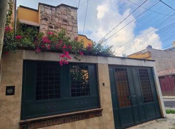 Casa de 5 habitaciones, Morelia · Venta Casa de Oportunidad con Departamento en Libertad Morelia Cas_4963 Mor/jm