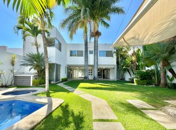 Casa de 3 habitaciones, Cuernavaca · Renta Casa en Fracc con Estricta Seguridad en El Corazón de Vista Hermosa