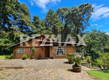 Casa · 170m² · 3 Recámaras · 7 Estacionamientos · Casa en Venta - (4)