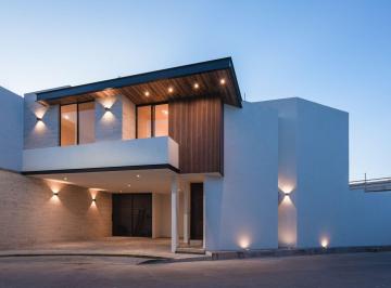 Casa de 2 habitaciones, San Luis Potosí · Casa en Venta en Priv. San Angel 5 - Galaxias #117