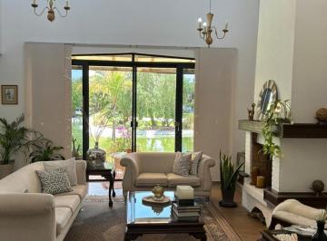 Casa en condominio , Aguascalientes · Casa en Venta en Jardines del Lago en Aguascalientes