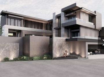 Casa · 800m² · 4 Recámaras · 4 Estacionamientos · Casa en Venta en Sierra Alta