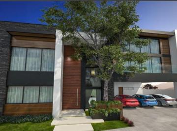 Casa de 5 habitaciones, Monterrey · Casa en Venta en La Herradura Zona Carretera Nacional
