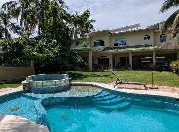 Casa de 4 habitaciones, Boca del Río · Venta de Casa con Paneles Solares en El Estero, Boca del Río, Ver.