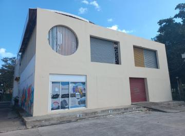 Local comercial · 588m² · Local - Cancún