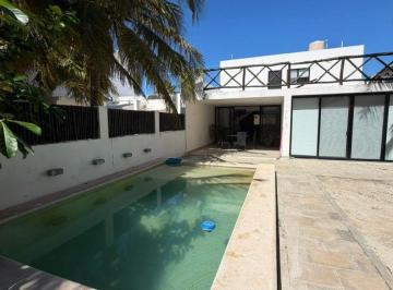 Casa de 3 habitaciones, Progreso · Casa Equipada en Venta en La Playa Merida Yucatan Chicxulub