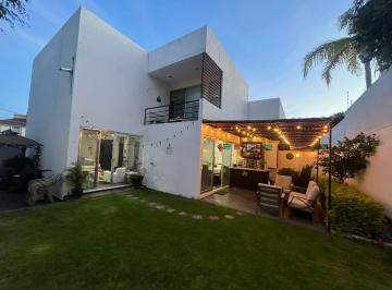Casa de 4 habitaciones, Querétaro · Casa en Venta en Juriquilla