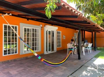 Casa en condominio de 6 habitaciones, Emiliano Zapata · Casa en Condominio con Alberca con 6 Recamaras con Alberca, Vigilancia 24/7!