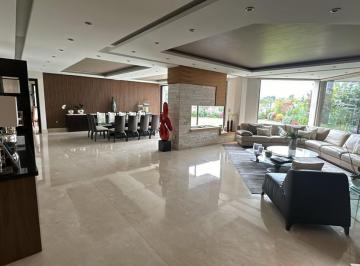 Casa de 4 habitaciones, Cuajimalpa de Morelos · Venta Casa en Bosques de Las Lomas. Residencia Única