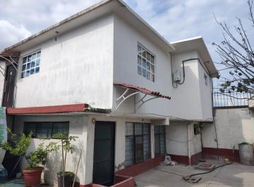 Casa de 4 habitaciones, Chalco · Casa Amplia Dos Pisos por Av Importante
