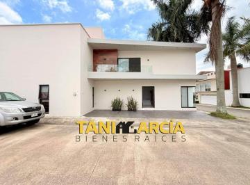 Casa de 4 habitaciones, Fortín · Vendo Casa Residencial Fortín, Veracruz.