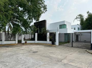 Casa de 4 habitaciones, Villahermosa · Oportunidad en Renta. Casa en El Country
