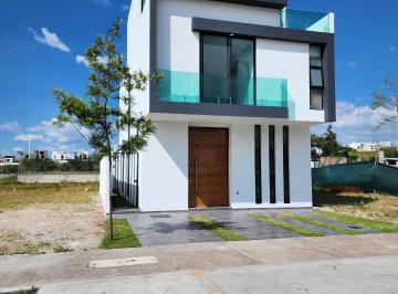 Casa de 4 habitaciones, Zapopan · Casa Nueva en Venta en Coto Nogal de Parques Vallarta Zapopan