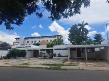 Casa de 11 habitaciones, Mérida · Casa en Renta o Venta, Ideal Para Negocio, Col Buenavista, Merida